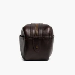 Dopp Kit | Old English 13 Dopp Kit | Old English -Thursday Boots 1024x1024 DoppKit OldEnglish 050824 Side