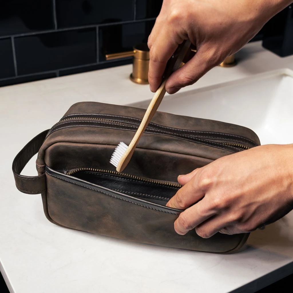 Dopp Kit | Tobacco 8 Dopp Kit | Tobacco - Image 6