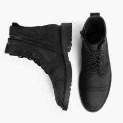 Casa Moto | Black Matte -Thursday Boots 1024x1024 Men CasaMoto BlackMatte 071223 Flatlay1 d2c58b3e af5f 411f 8892 2f20dafa754f