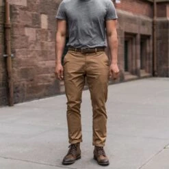 Men's Classic Leather Belt | Mocha -Thursday Boots 1024x1024 Men ClassicBelt Mocha 060221 2