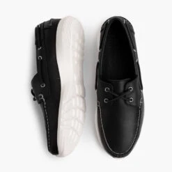 [W] Handsewn Runner | Black -Thursday Boots 1024x1024 Men HandsewnRunner Black 063021 Flatlay1