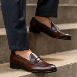 Lincoln | Rich Mahogany 14 Lincoln | Rich Mahogany -Thursday Boots 1024x1024 Men Lincoln RichMahogany 092723 2