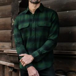 Summit Flannel Shirt | Evergreen 17 Summit Flannel Shirt | Evergreen -Thursday Boots 1024x1024 Mens Shirts SummitFlannel Evergreen 111023 3