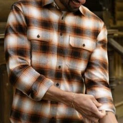 Summit Flannel Shirt | Harvest -Thursday Boots 1024x1024 Mens Shirts SummitFlannel Harvest 111023 2