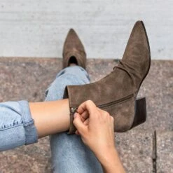 Bijou | Aspen -Thursday Boots 1024x1024 Women Bijou Aspen 090122 3