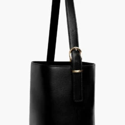 Bucket Bag | Black & Gold -Thursday Boots 1024x1024 Women BucketBag BlackGold 091024 Detail f6b322bf 71dd 4aba bba2 5dcbec9bdfcb