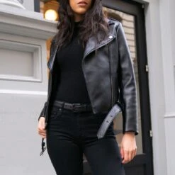 Women's Classic Leather Belt | Black Matte -Thursday Boots 1024x1024 Women ClassicBelt BlackMatte 012022 2