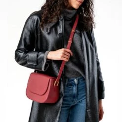 Crossbody Bag | Red 13 Crossbody Bag | Red -Thursday Boots 1024x1024 Women Crossbody Red 020425 1