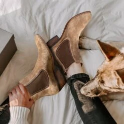 Duchess Bootie | Dusty 14 Duchess Bootie | Dusty -Thursday Boots 1024x1024 Women DuchessBootie Dusty 091421 2 e408553c fa84 4d9e 829b 64cfa4d0330c