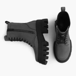 Dynasty | Grey Matte -Thursday Boots 1024x1024 Women Dynasty GreyMatte 0221022 Flatlay