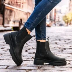 Legend Platform | Black Matte -Thursday Boots 1024x1024 Women LegendPlatform BlackMatte 101023 1