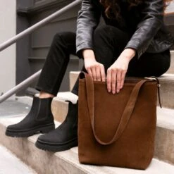 Bucket Bag | Cinnamon 19 Bucket Bag | Cinnamon -Thursday Boots 1024x1024 Womens BucketBag Cinnamon 010225 3