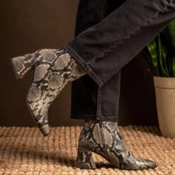 Heartbreaker | Snake Print 15 Heartbreaker | Snake Print -Thursday Boots 1024x1024 Womens Heartbreaker Snake 070623 1 71260be9 57a7 43e3 a89c 96a3d2988a16